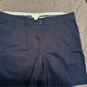 Crown and Ivy Women’s size 12 Caroline short